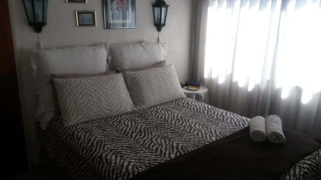 Onze Rust Guest House And Caravanpark Colesberg Room photo