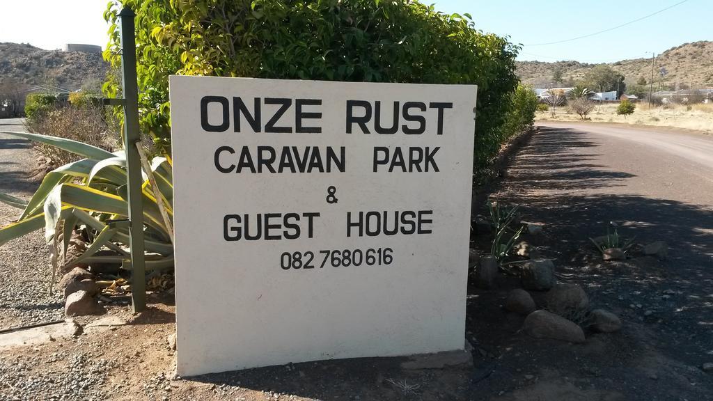 Onze Rust Guest House And Caravanpark Colesberg Exterior photo
